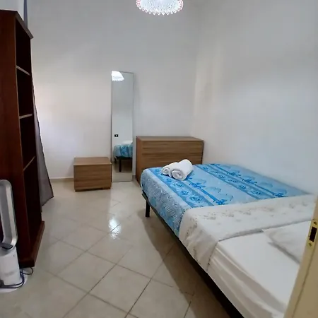 Apartment Holiday Appartamento La Spezia